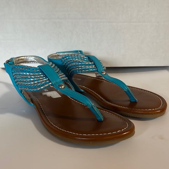 American Eagle little girls turquoise and silver sandels - Picture 2 of 5